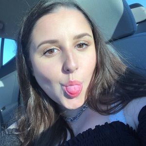 Meet your Posher, Sadee